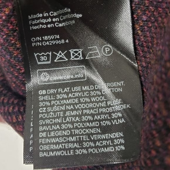 H&M Burgundy Wool Blend Crewneck Sweater - Picture 6 of 6